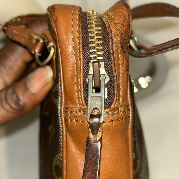 Louis Vuitton coated canvas pouchette Sport clutch - Picture 7 of 13